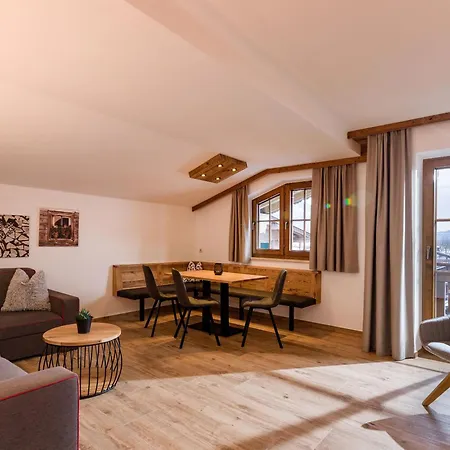 Schedererhaus Apartment *